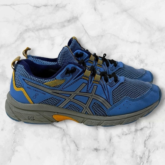 Asics Other - Kids ASICS Gel Venture 8 size 4